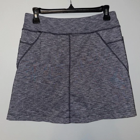 EUC Athleta Excursion Skort Grey Athleisure Activewear Size Small - Picture 8 of 9